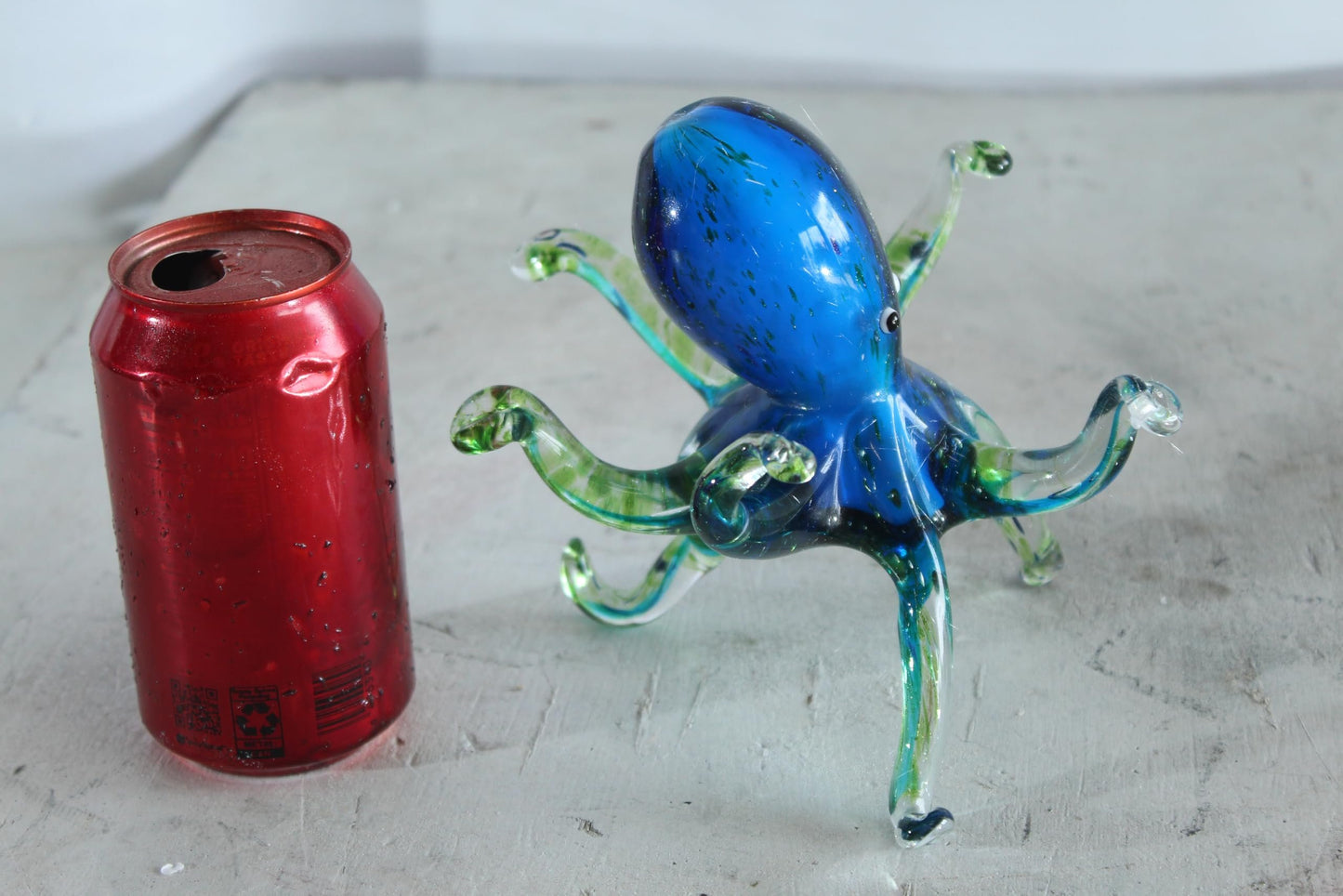 NIFAO Glass Octopus Figurine Hand Blown Ocean Art Tabletop Decor 8" x 8" x 6"H