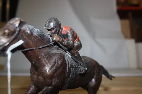 Jockey on horse - Bronze Statue