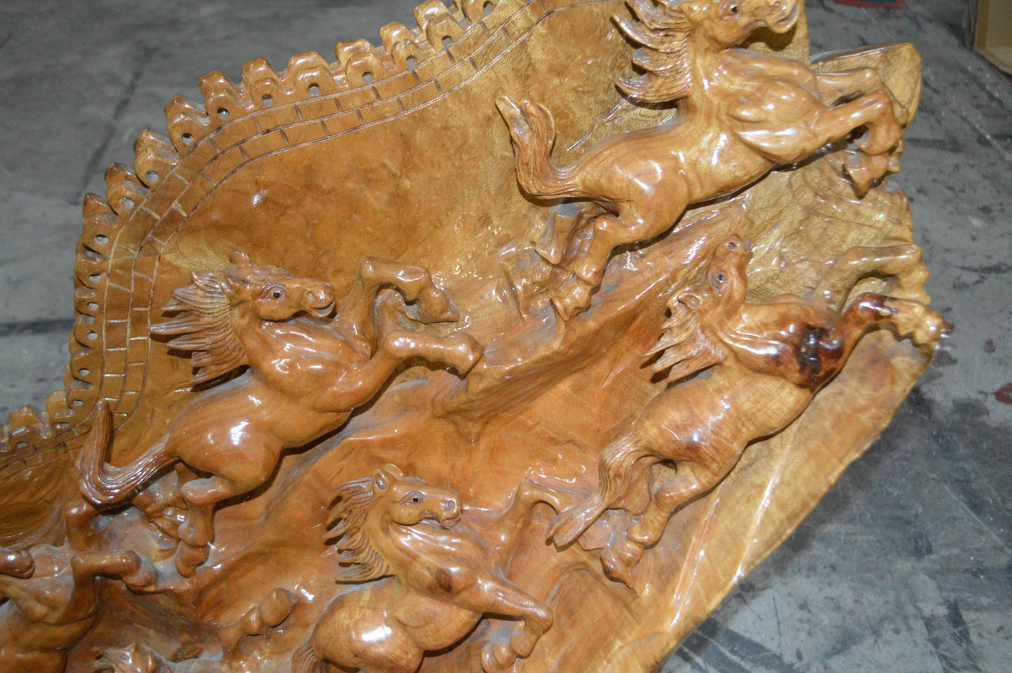 Wood Carved Horses CC8 -  Size: 60"L x 18"W x 38"H