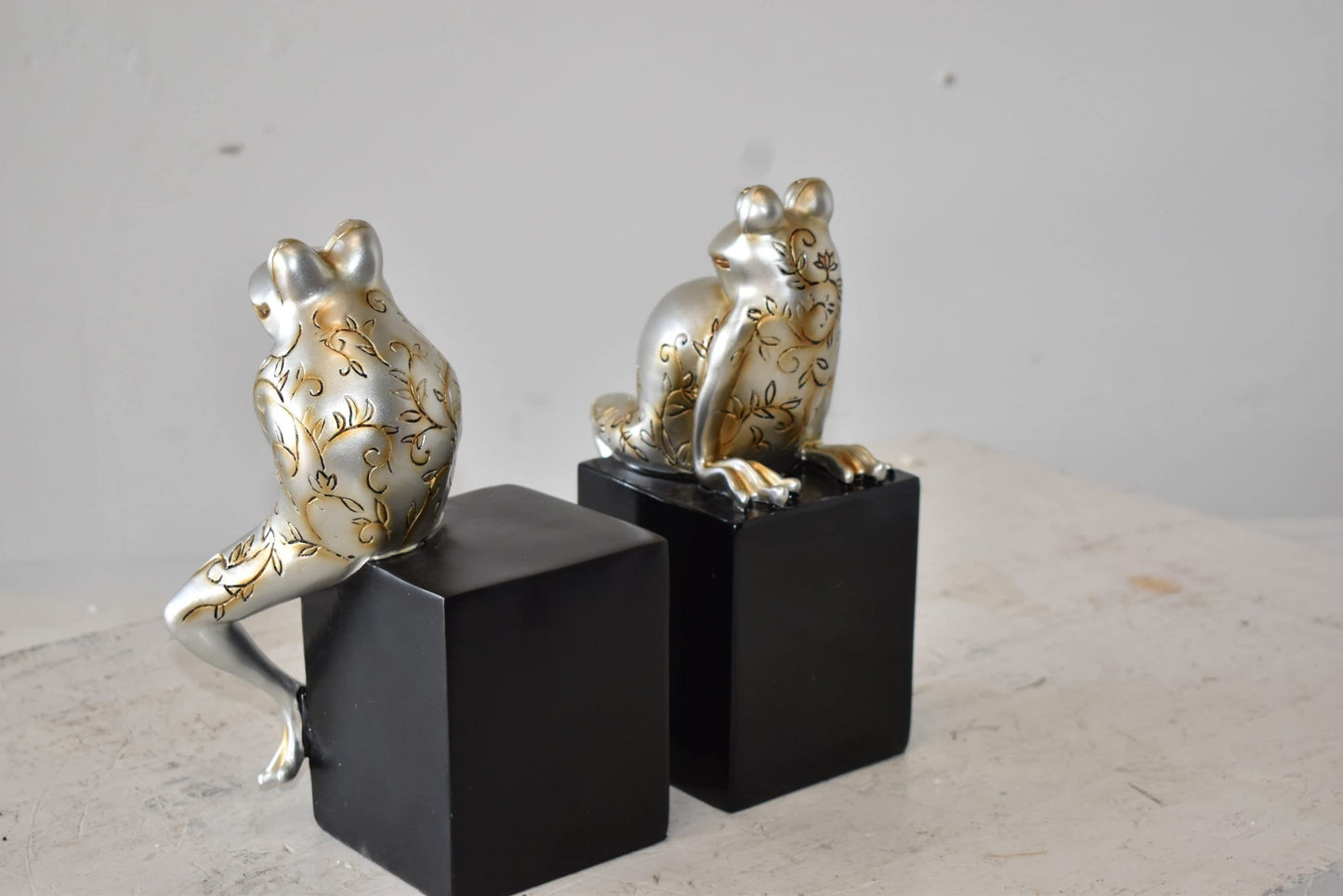 Pair of Happy Frogs Sitting on a Cube Resin Statue Size: 6" x 4" x 9"H