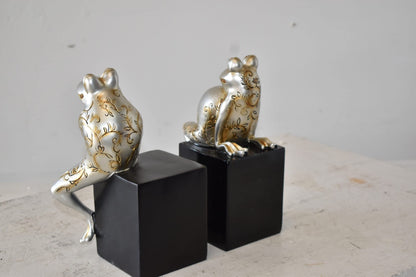 Pair of Happy Frogs Sitting on a Cube Resin Statue Size: 6" x 4" x 9"H