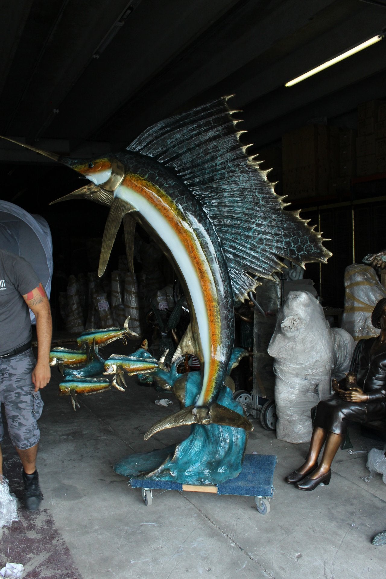 NIFAO Bronze Sailfish with 4 Mahi Mahi Statue –Tall Handcrafted Lost-Wax Cast Bronze Fountain Sculpture with Patina & Polychrome Finish,Outdoor Garden & Décor Masterpiece 90" L x 34" W x 90" H