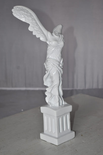 Winged Victory Nike of Samothrace Statue Made of Resin Size: 6" x 6" x 14"H