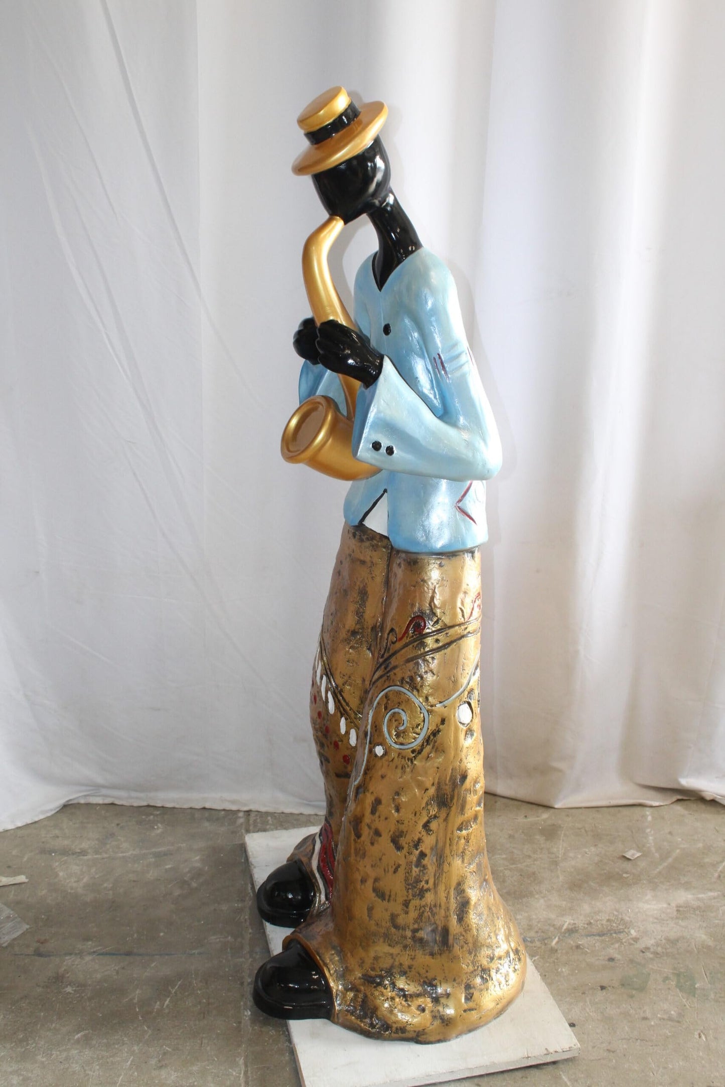 Life Size New Orleans Saxophone Street Musician Resin statue 31" x 23" x 65"H