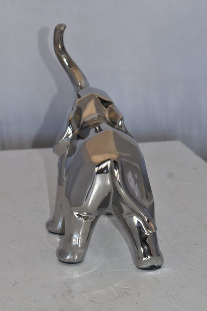 Modern Art Ceramic Elephant Statue Size: 15" x 14" x 10"H
