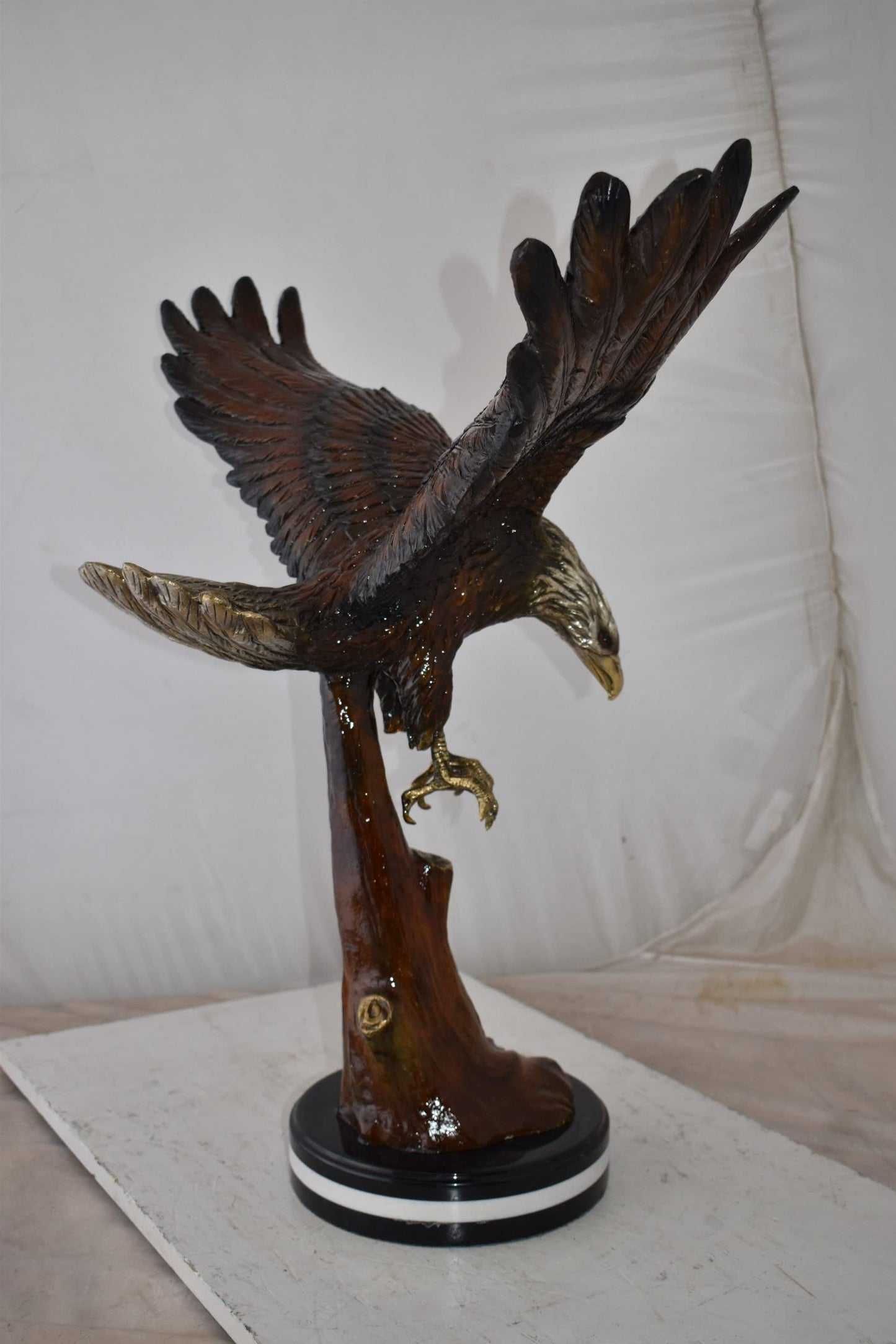 Eagle Flying and Looking Down for Prey Bronze Statue Size: 29" x 17" x 28"H