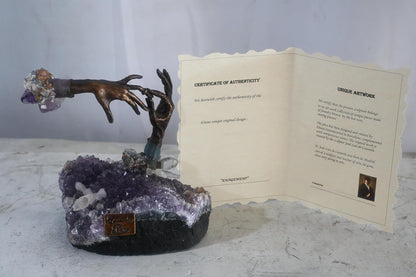 Casasola Engagement Bronze Hands on Amethyst Geode Ebano 7"x6"x8"H