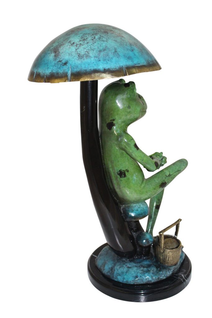 frog with umbrella garden statue