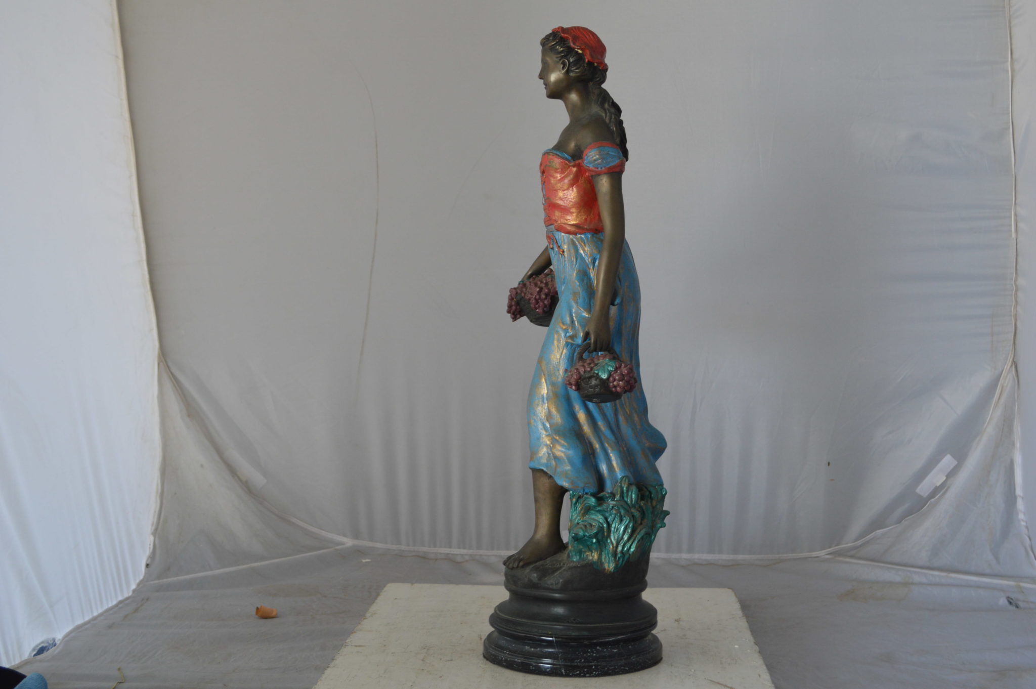 Beautiful lady with grapes bronze statue - Size: 14"L x 6"W x 20"H. - NiFAO